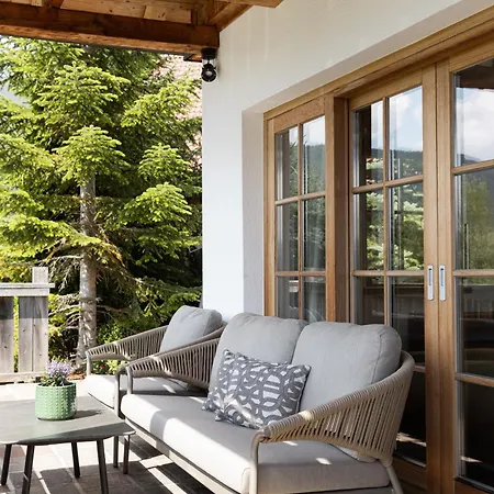 Дом отдыха Alpen Chalet Forest *