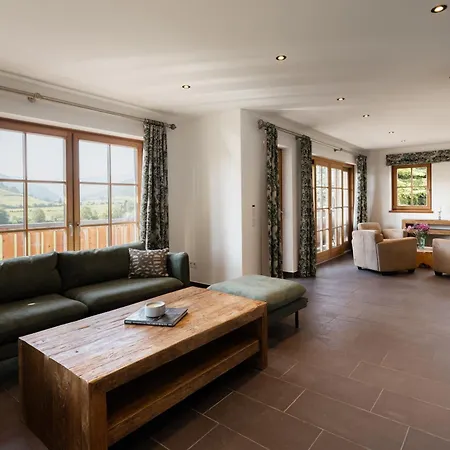 Дом отдыха Alpen Chalet Forest
